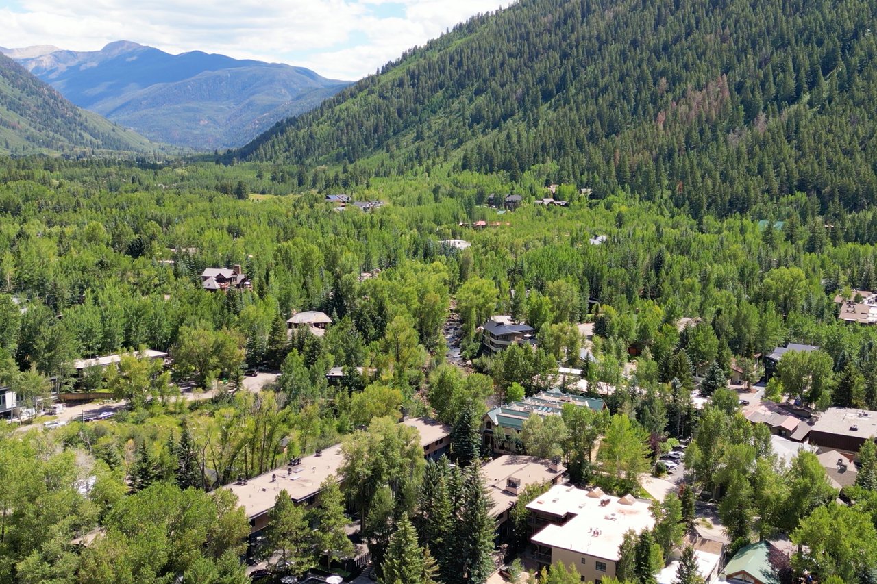 East Aspen