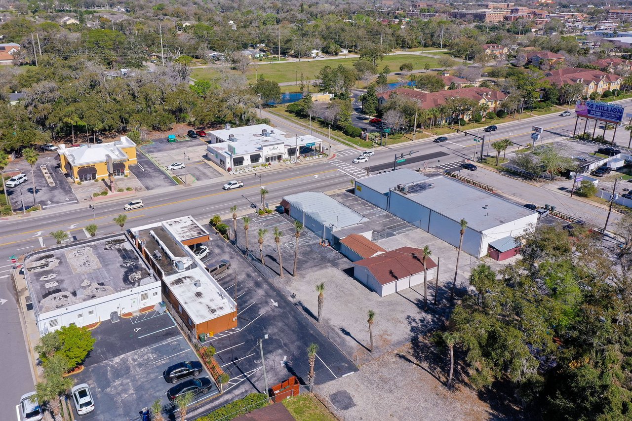 909 W INTERNATIONAL SPEEDWAY BLVD