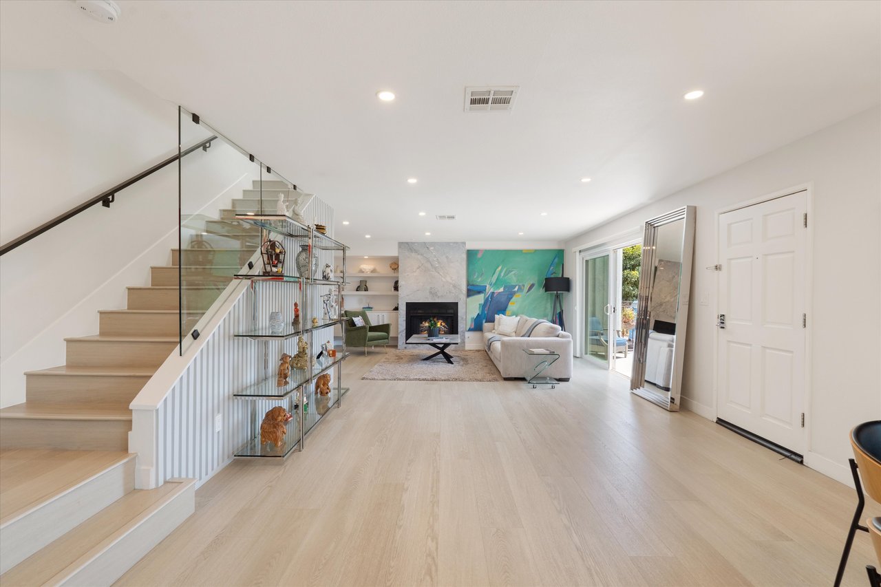 737 Pier Ave #1