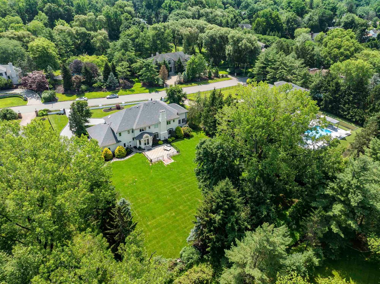 85 Sherwood Rd