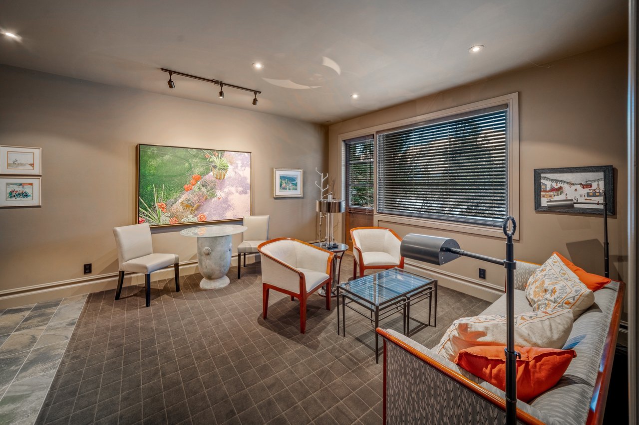 17 Prospect Heights