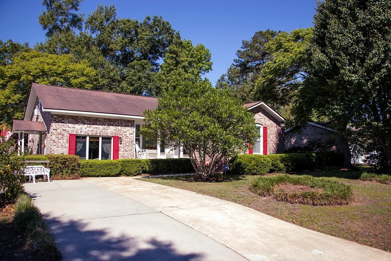 154 Foxborough Rd