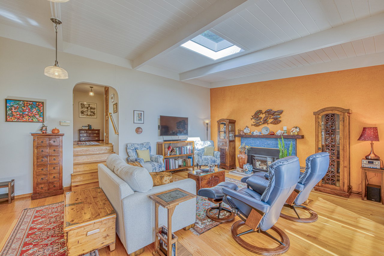 14 Shady Ln  Monterey