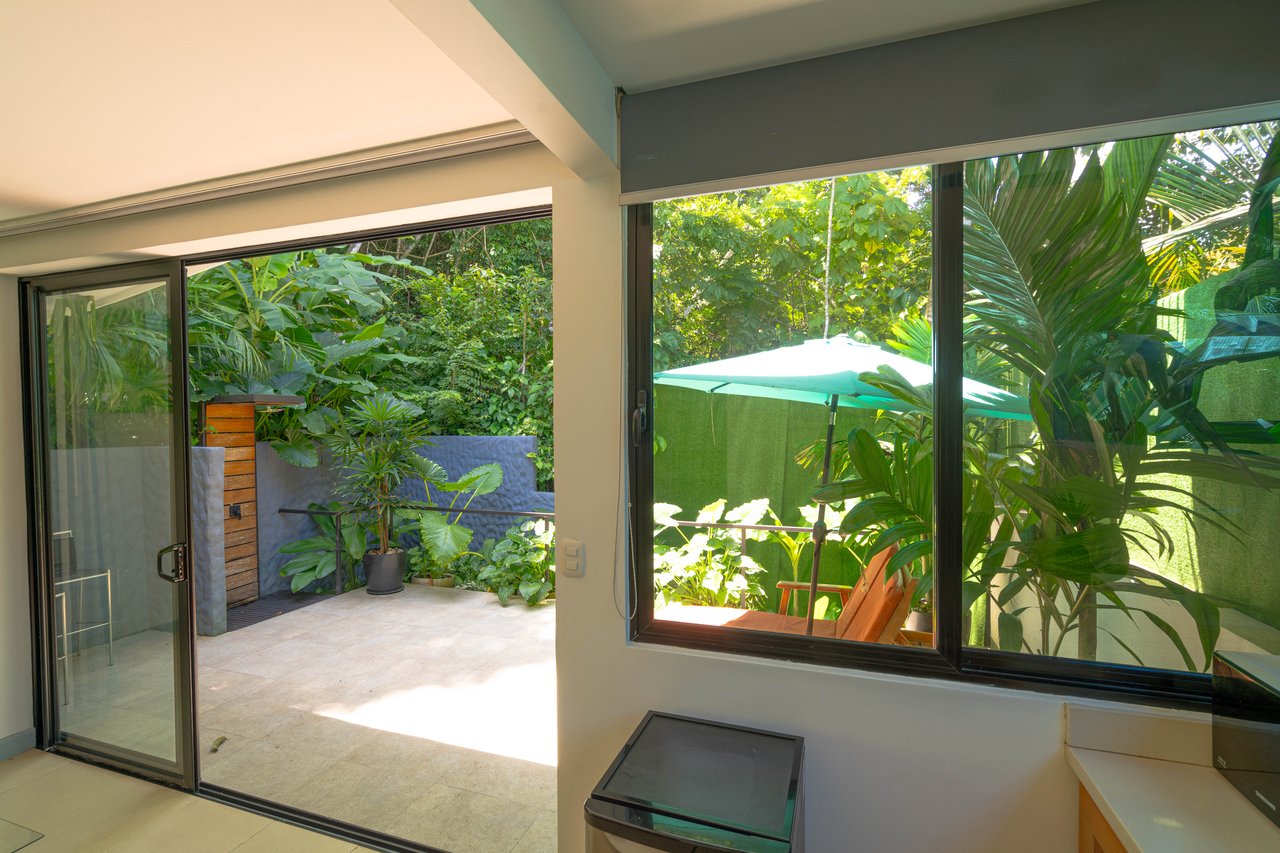 22 Unit Tropical Boutique Hotel steps from Manuel Antonio Park & Beach