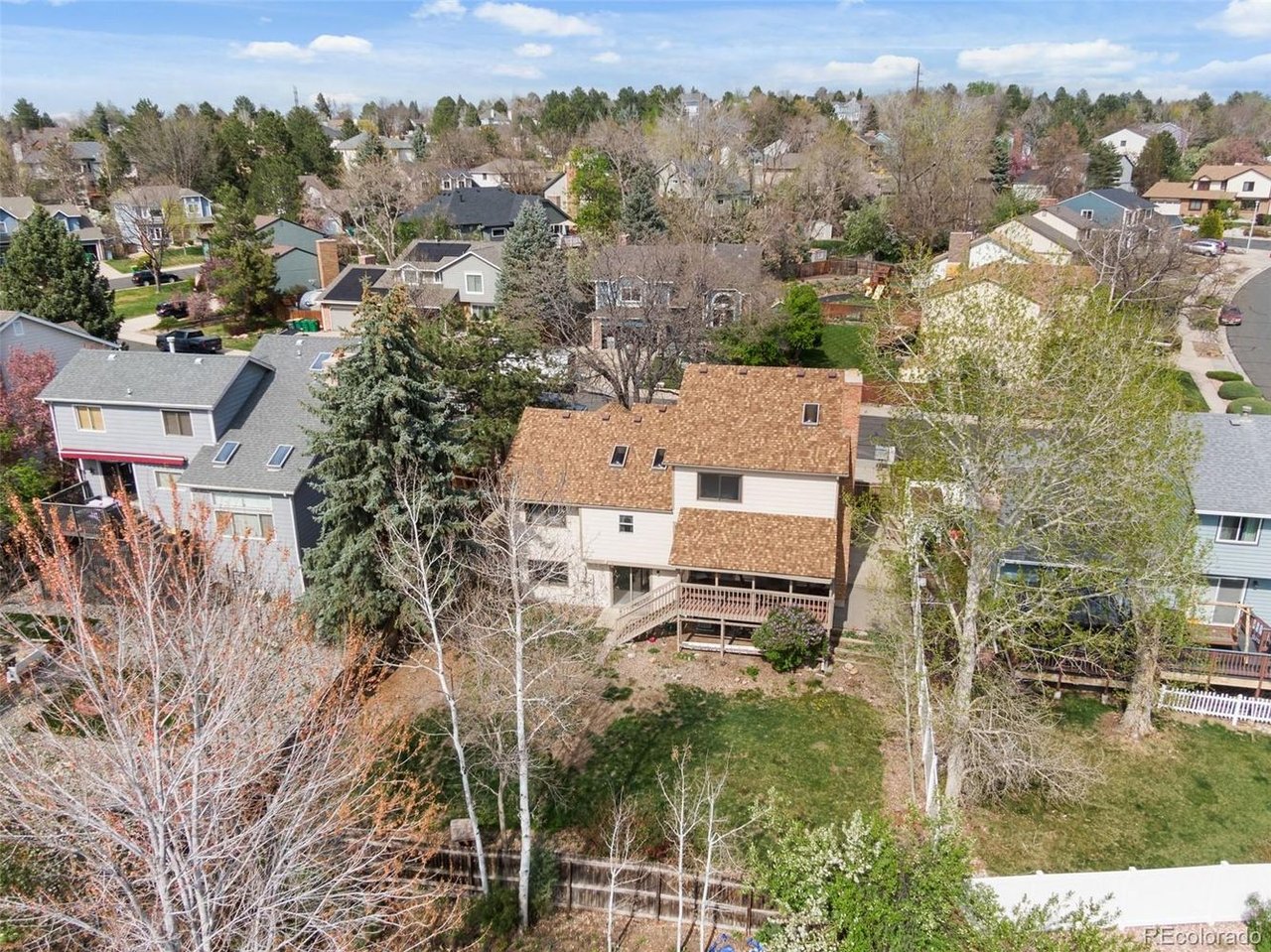 9911 Perry Ct