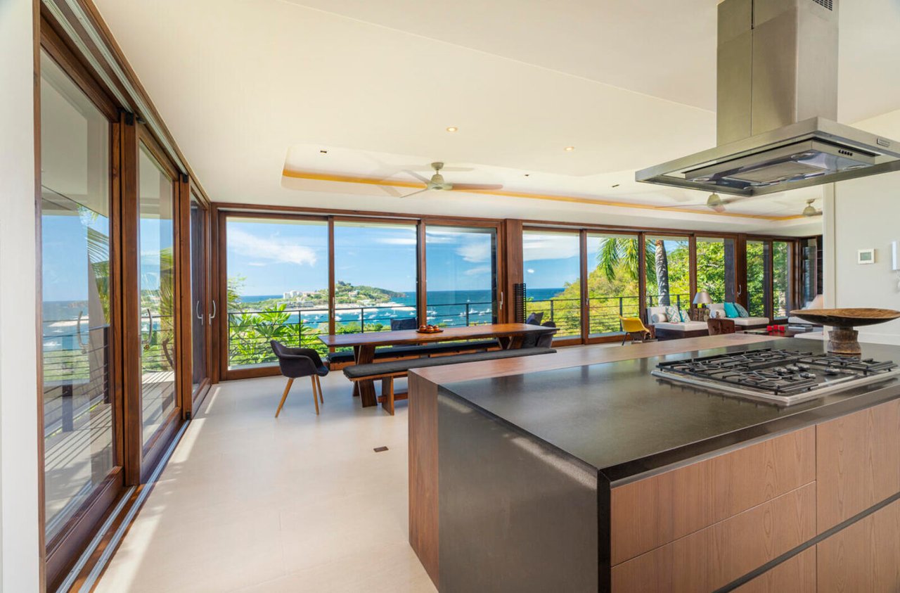 Infinity Pool Marina View Home, Flamingo, Guanacaste