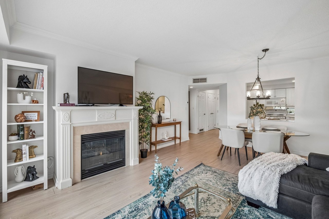 1818 Bayview Avenue #605