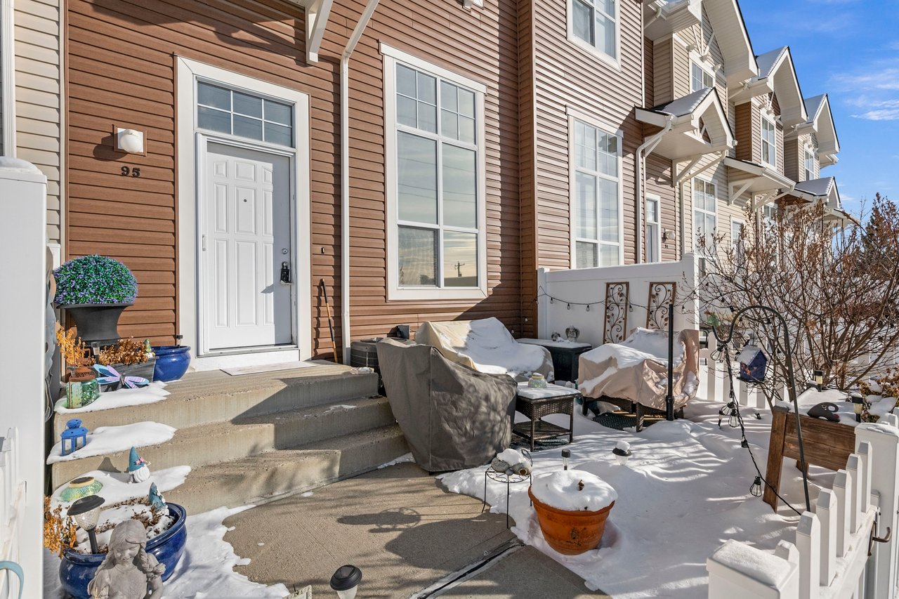 95 Toscana Gardens NW