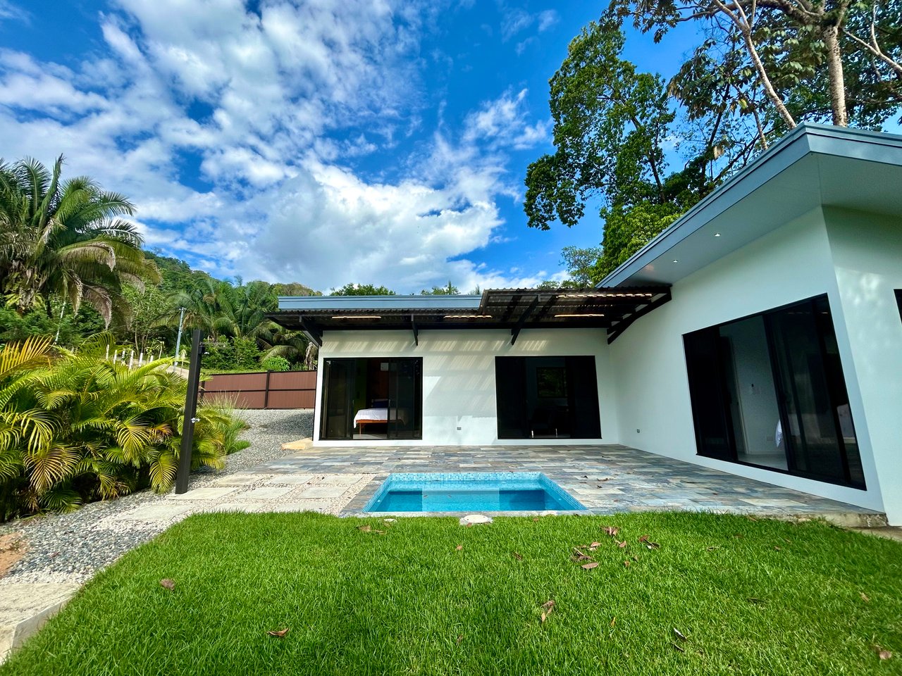 Brand-New 2BR/2BT in Playa Hermosa – 5 Minutes to the Beach | Priced to Sell