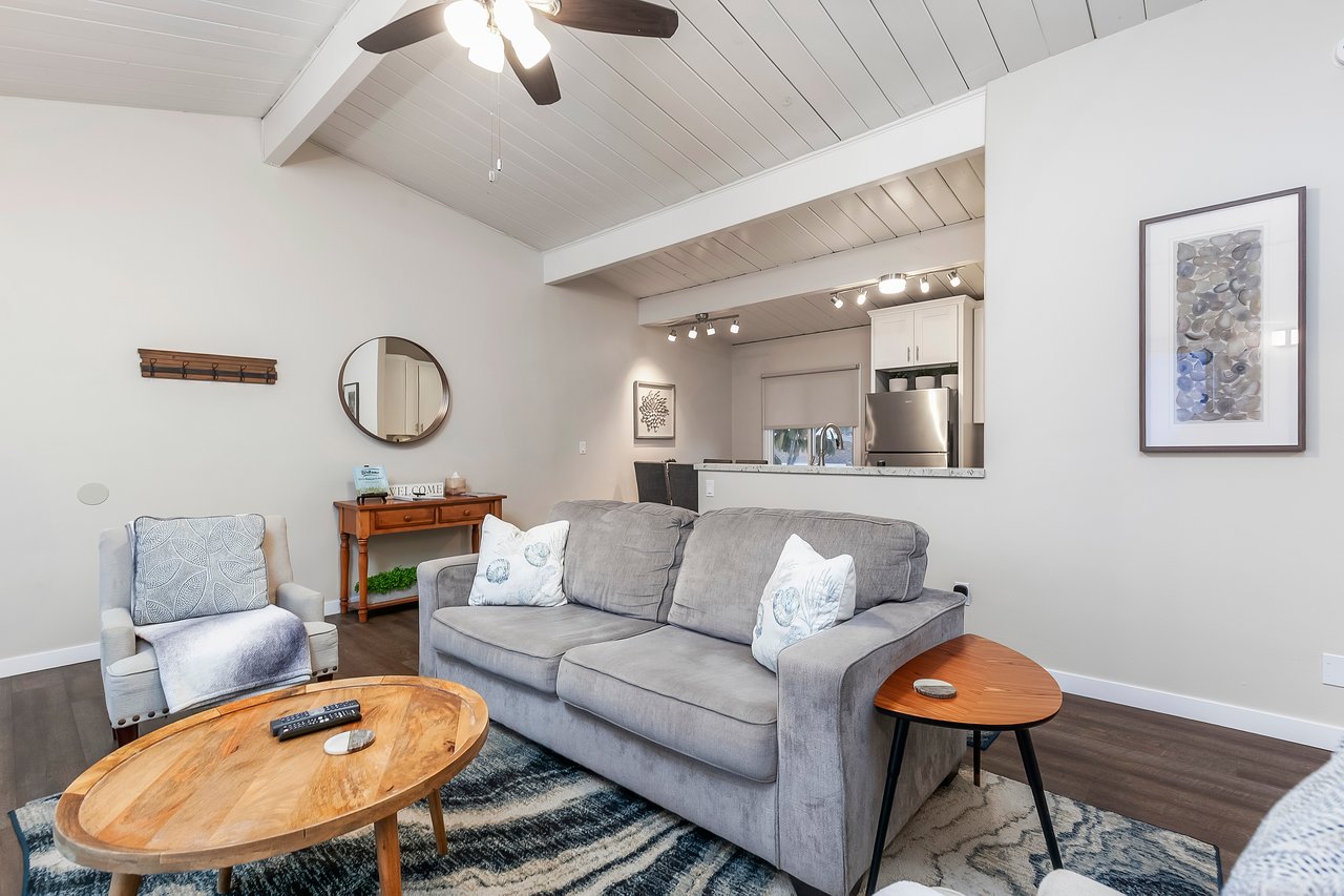 1476-80 Pescadero Drive