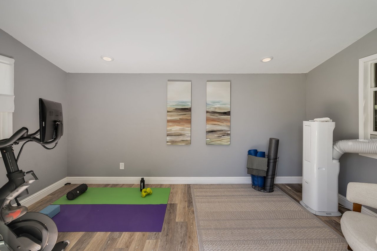 Modern Design Meets Comfort
