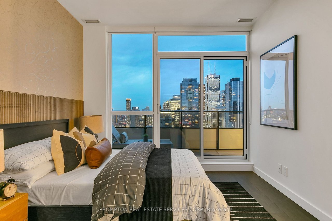 LUXURY PENTHOUSE ON WIDMER