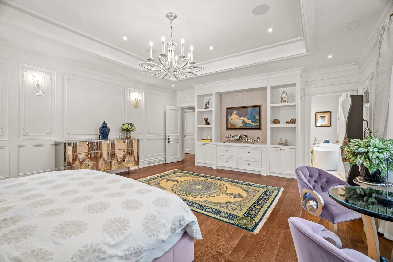 A Rare Ravine Estate