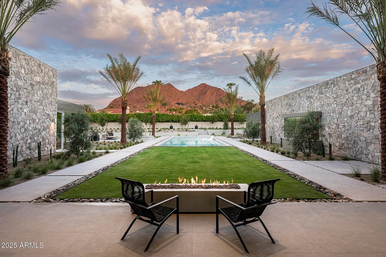 5120 N CASA BLANCA Drive