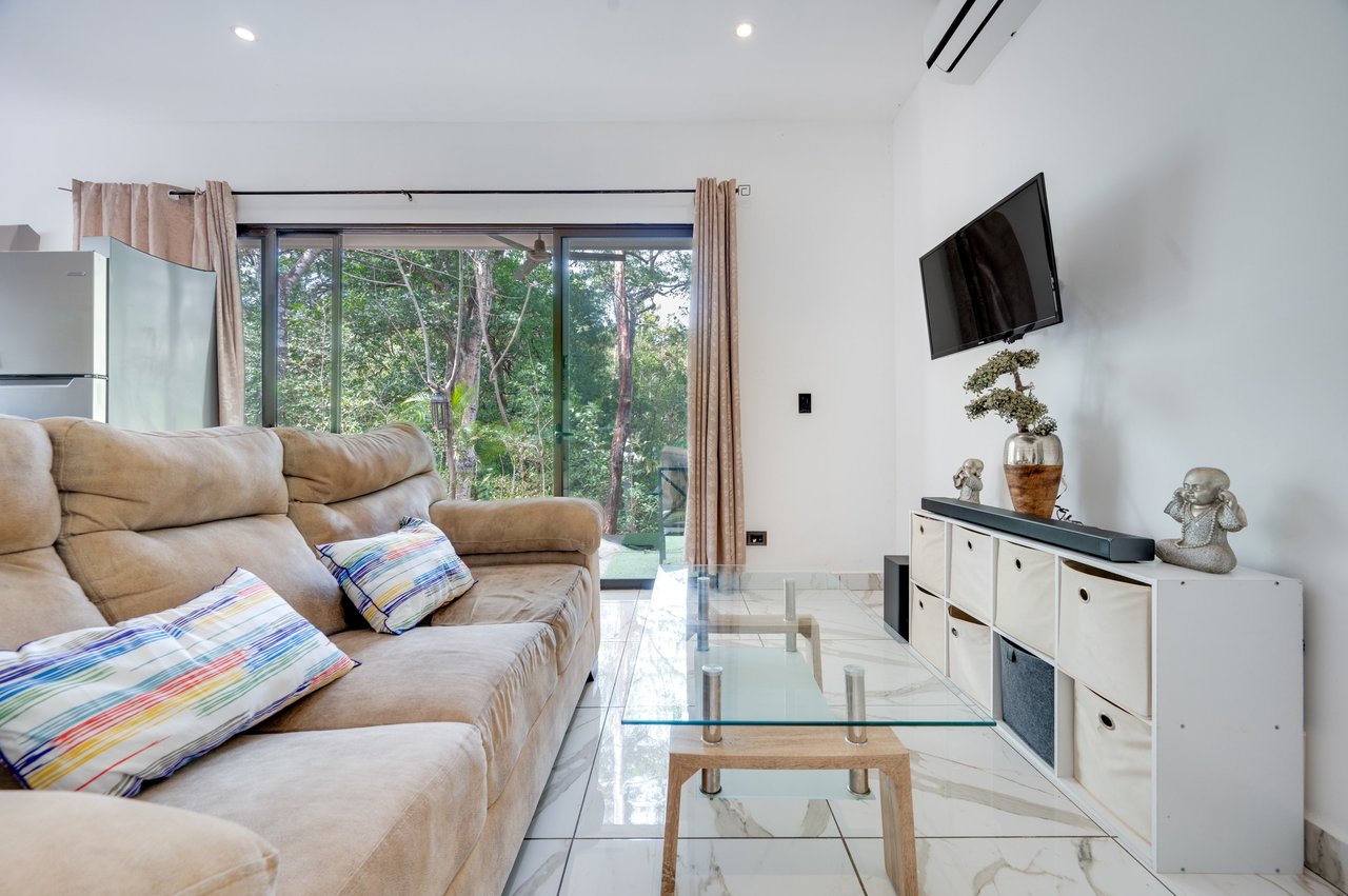 V-Iguana Finca Panamá | Large Property with Two Houses, Pool & Expansion Potential Near Tamarindo