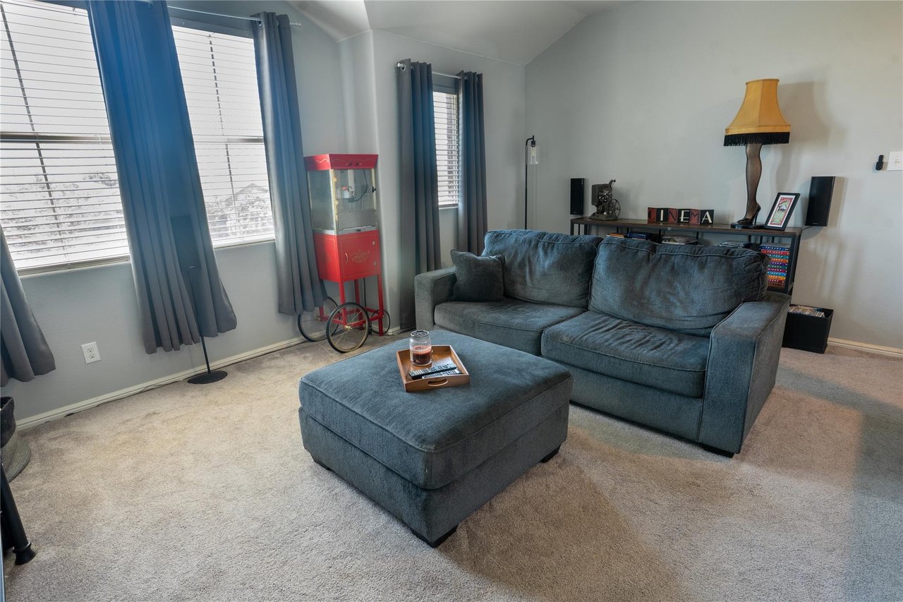 753 Rutherford Dr