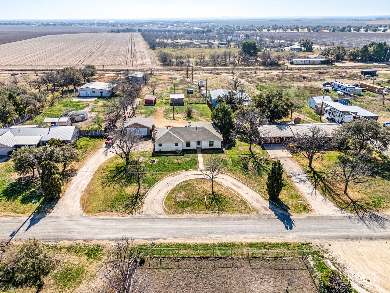 2733 Janie Ln