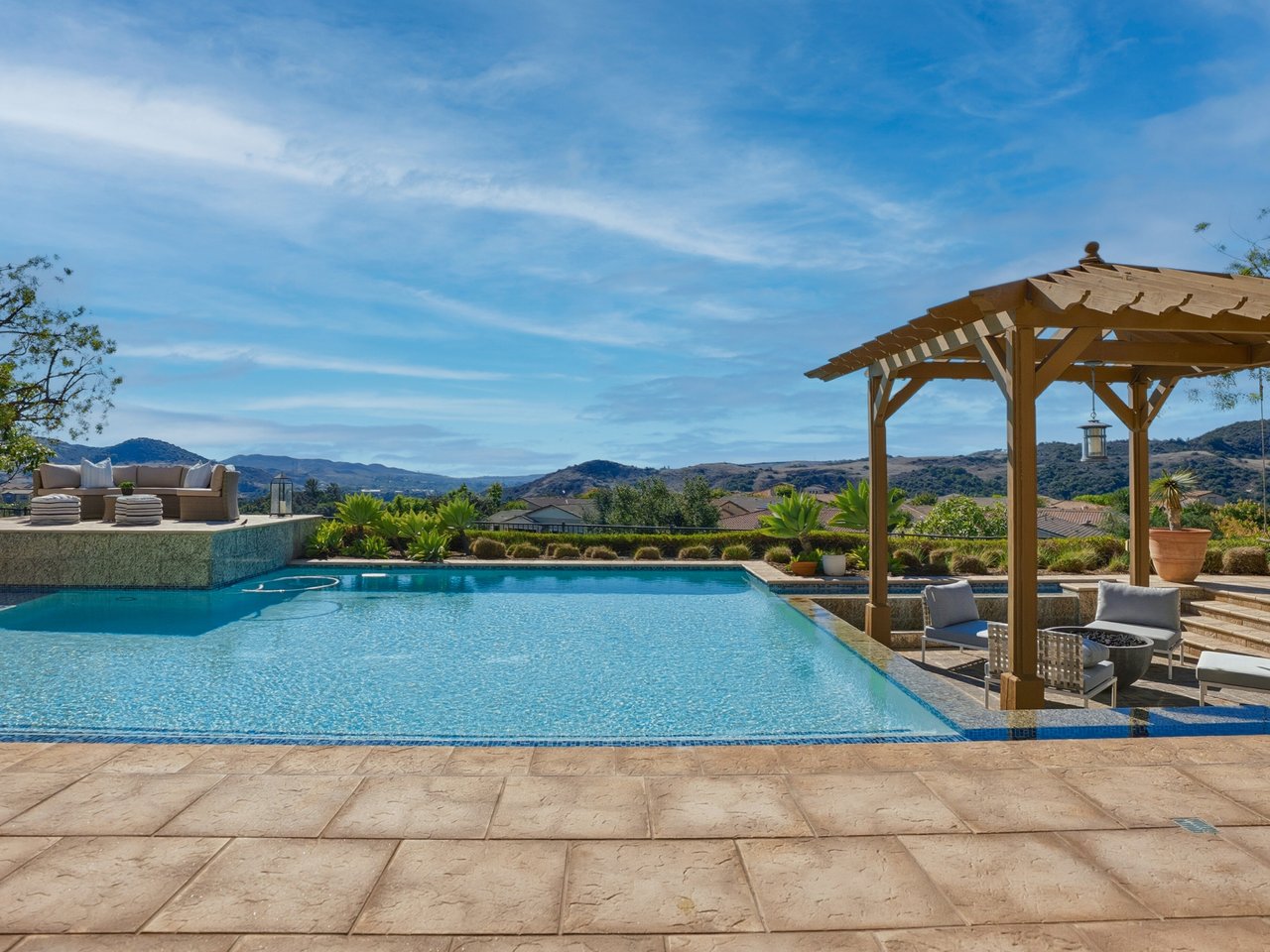 What Does “Well Maintained” Mean to Buyers in Ladera Ranch (And Why It Changes Your Price)? cover