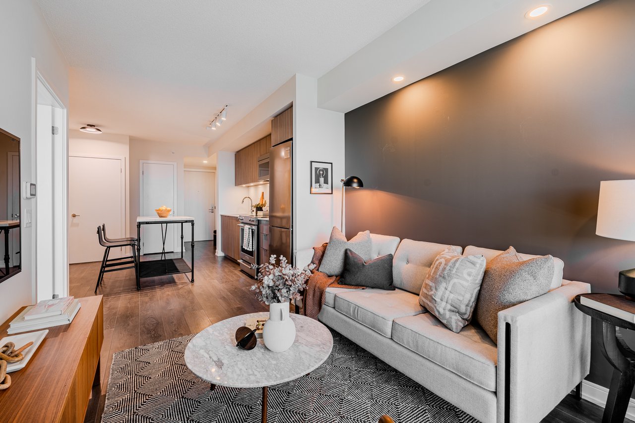 1112-30 Samuel Wood Way