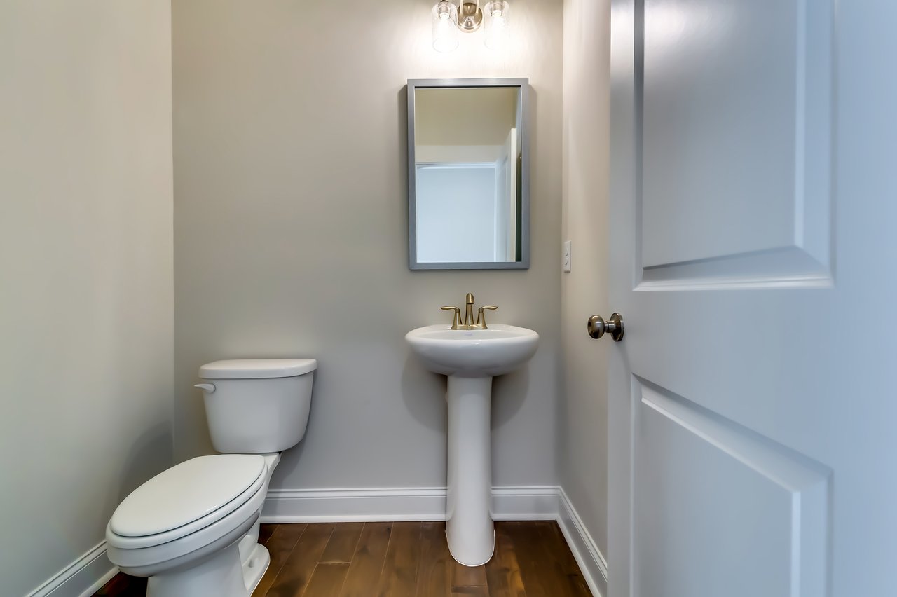 497 Principal Meridian Dr
