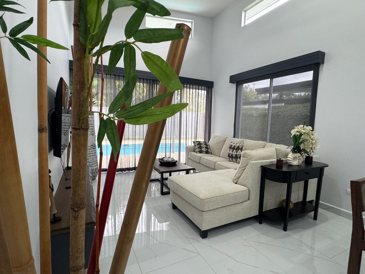 Jardines Del Sol 3 Bedroom, 3 Bathroom