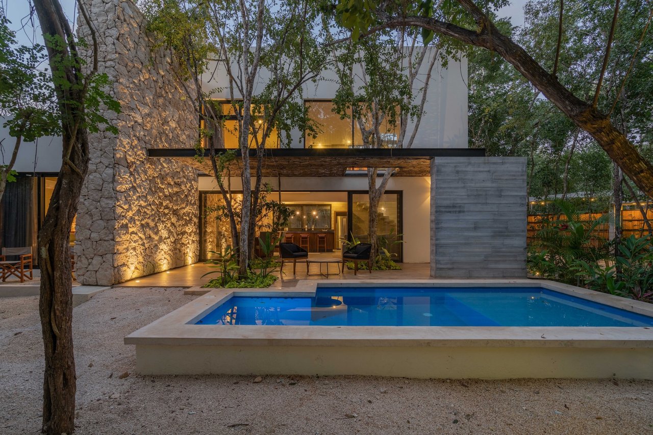 Villa 2  | Beautiful 4 Bedroom with Large Pool in 12 O’Clock Tulum