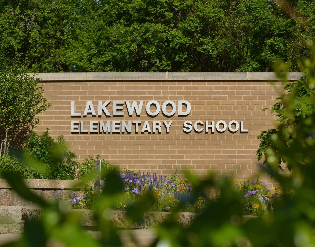 Lakewood Elementary: A Top Ranked Texas School cover