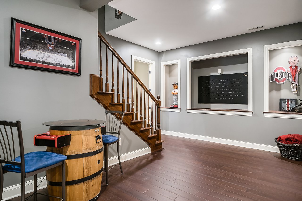 1999 Woodland Hall Drive