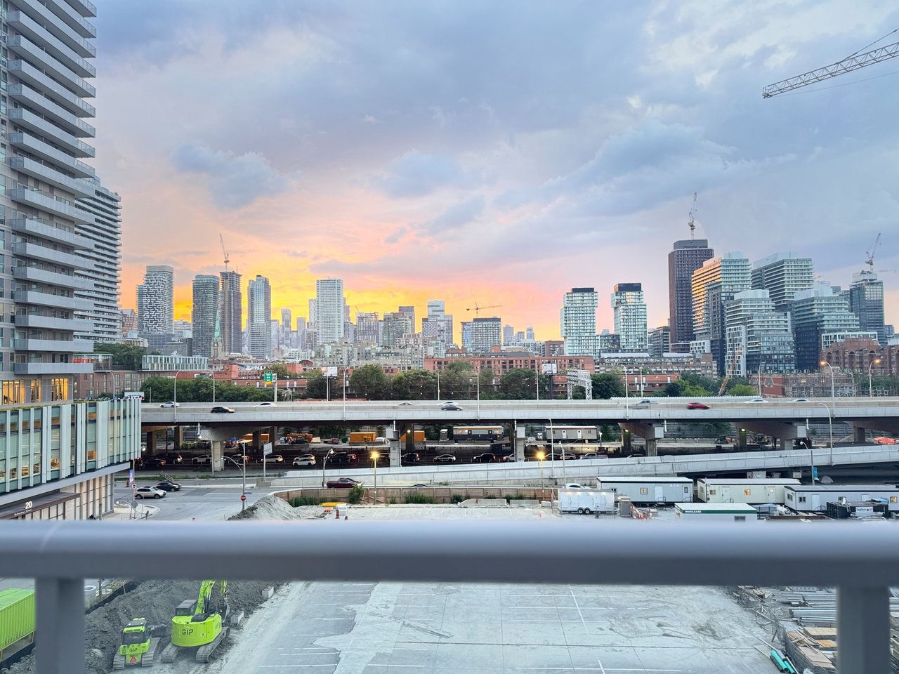 15 Richardson Street Unit: 602