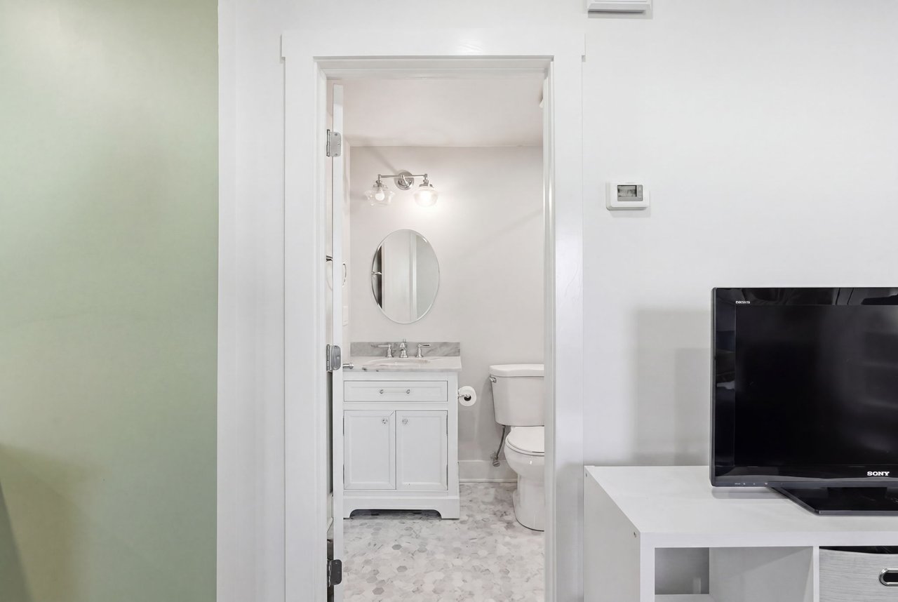 18 Phelps St #1 Salem, MA 