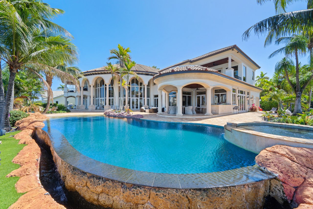 2593 SE 8th St, Pompano Beach, FL 33062