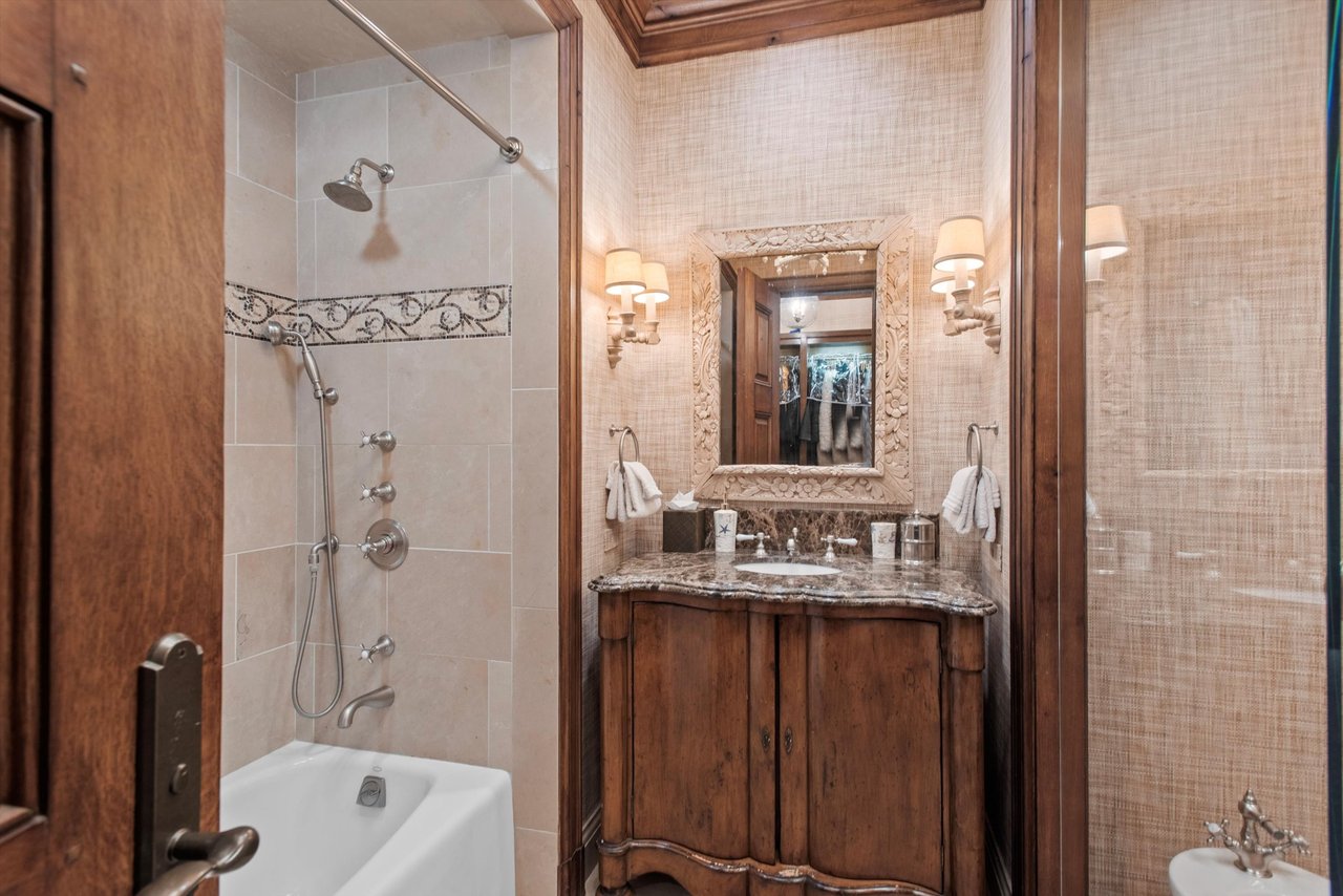 1025 N Starwood Road