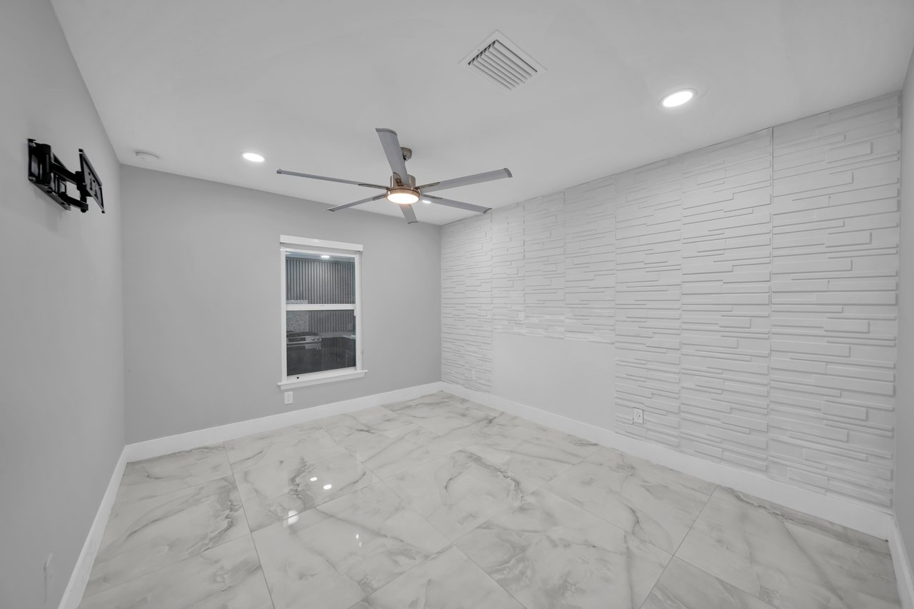 The Modern Flex Residence 