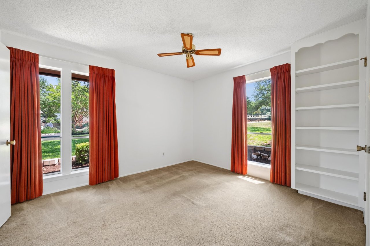 7602 Parkview Circle