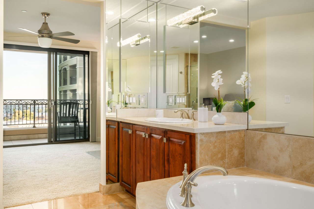 7181 E CAMELBACK Road 907