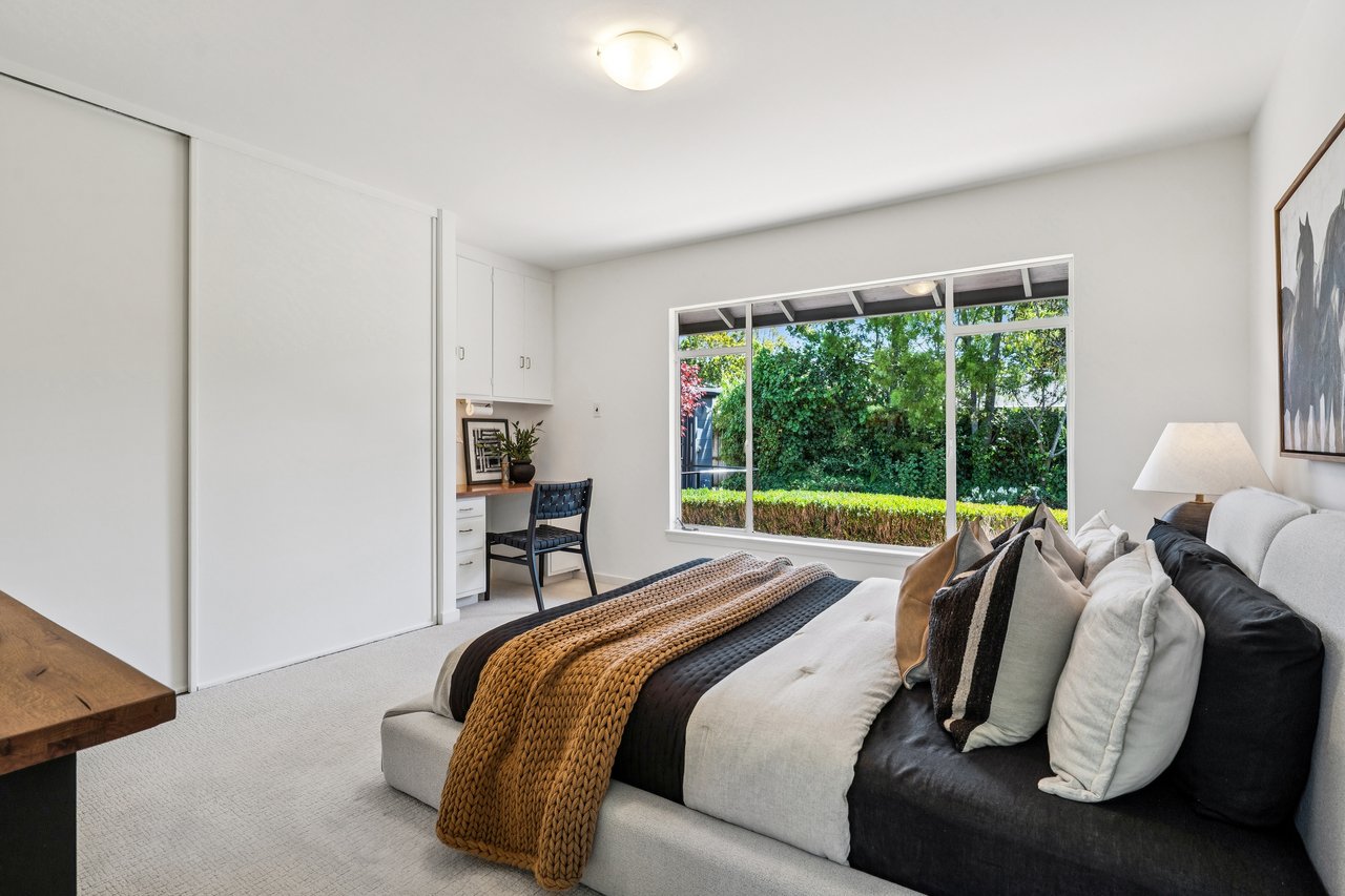 Single Level Living on the Belvedere Lagoon