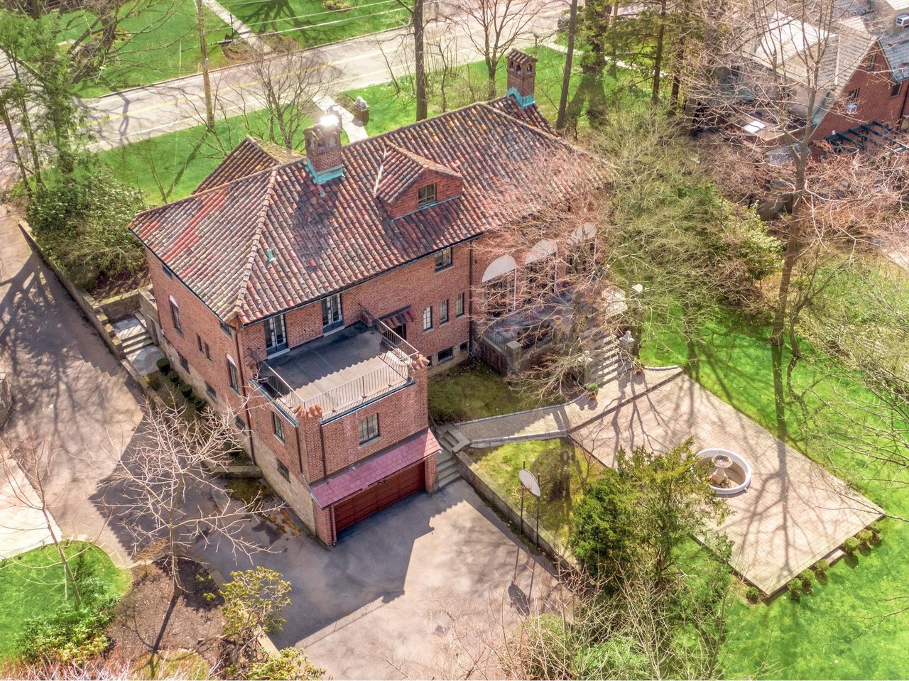 430 Beechmont Dr