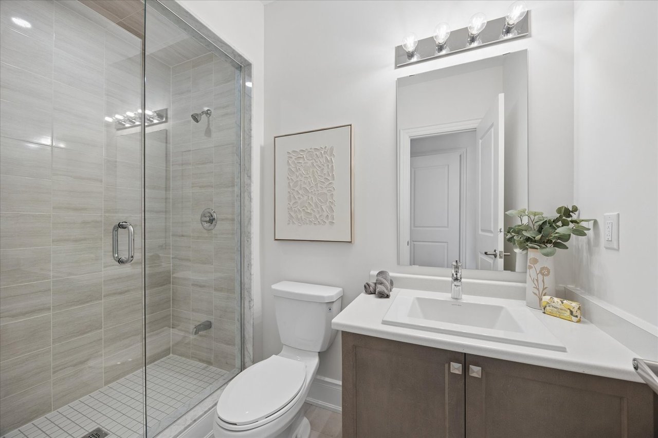 72 Silk Twist Drive, East Gwillimbury