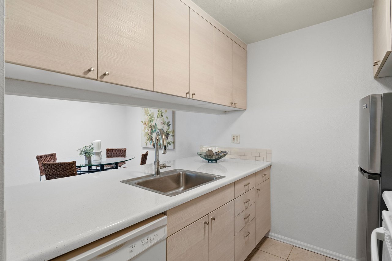 3025 Broadway Street Unit: 2
