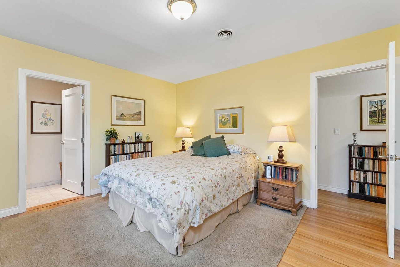 2658 Newmarket Dr
