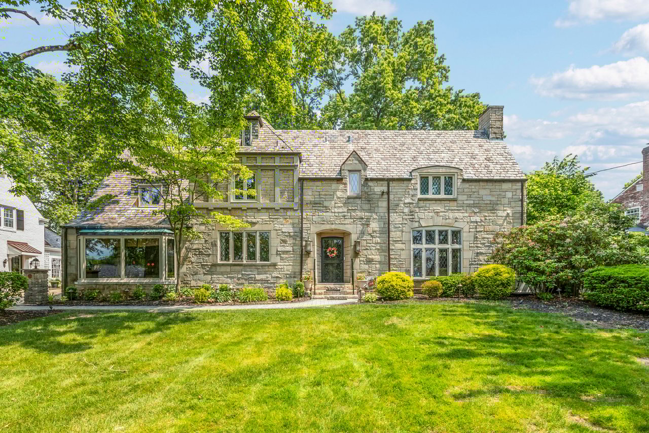 694 Valleyview Road