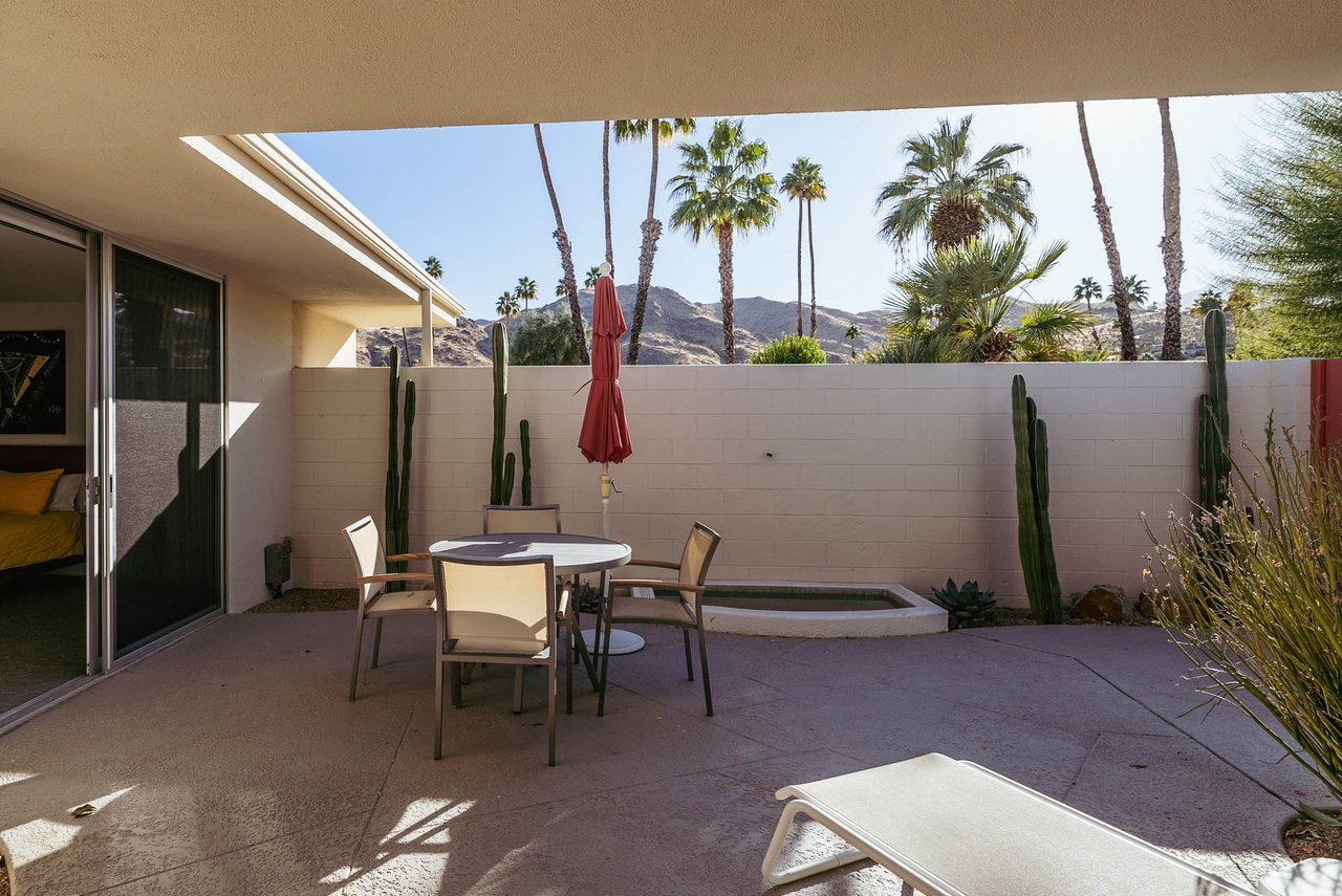 303 Westlake Terrace