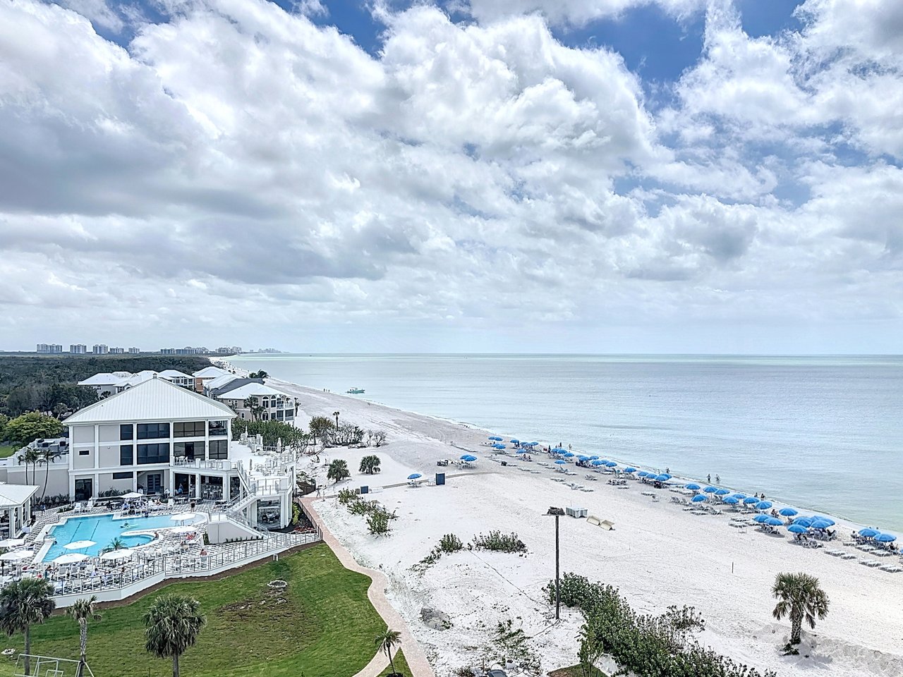Barefoot Beach Guide To Luxury Beachfront Living