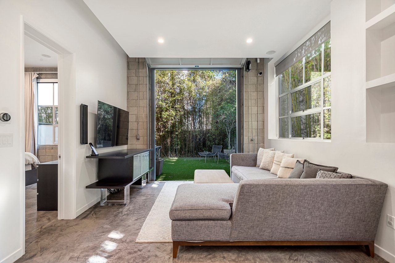 710 N Orlando Ave Unit: 104, West Hollywood