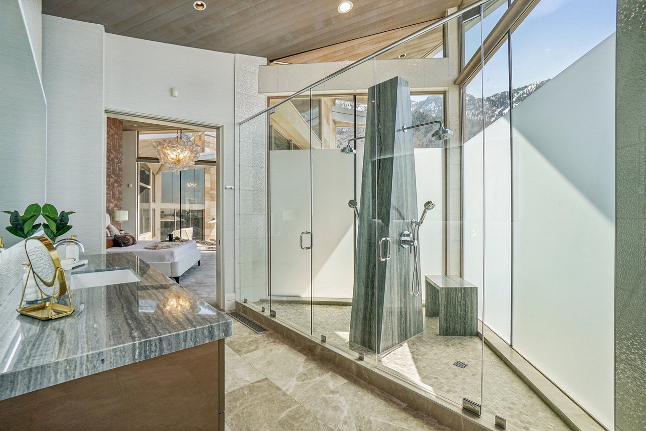 4141 E Canyon Estate Dr