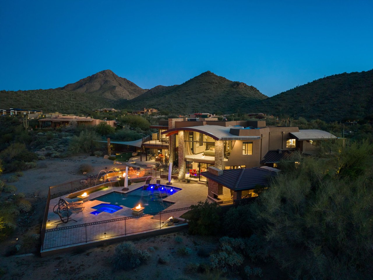 10570 E Pinnacle Peak Road