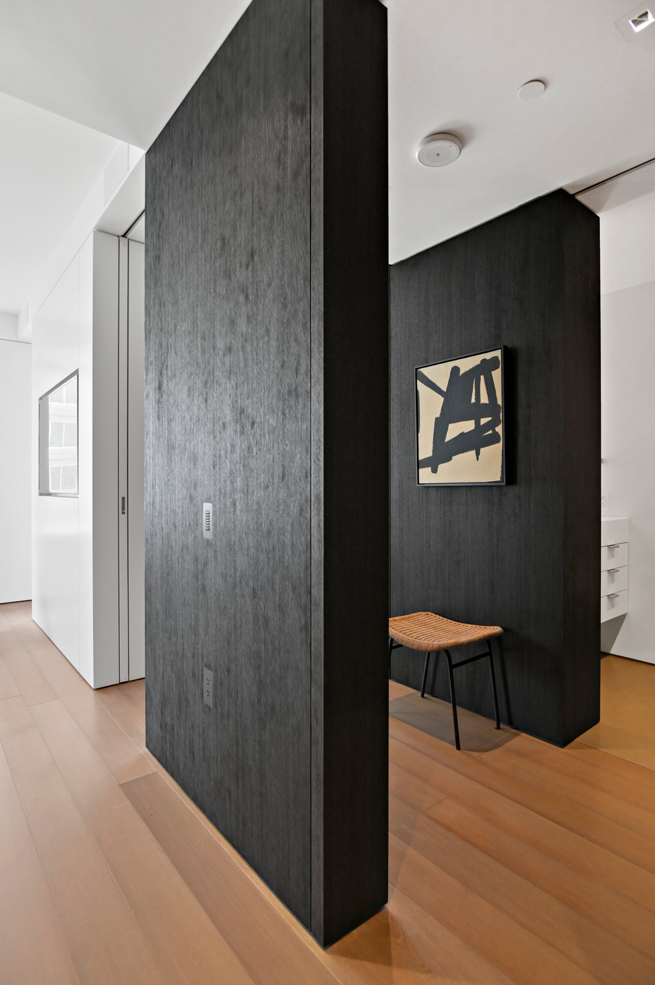 Extraordinary Mid-Century Modernism