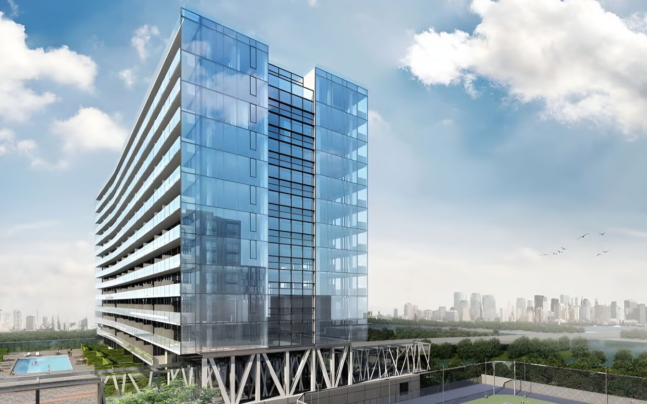 Grand One at Sky View Parc