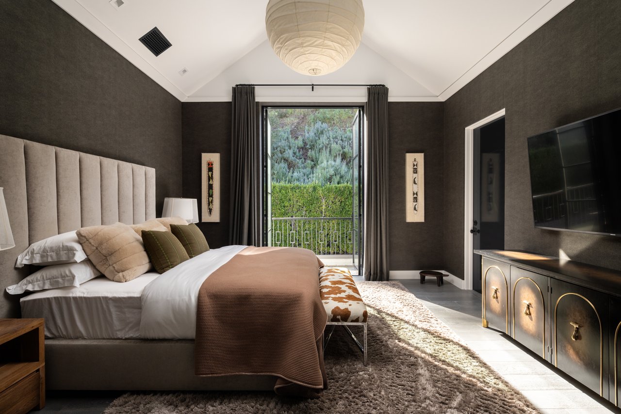 1281 Stone Canyon Rd