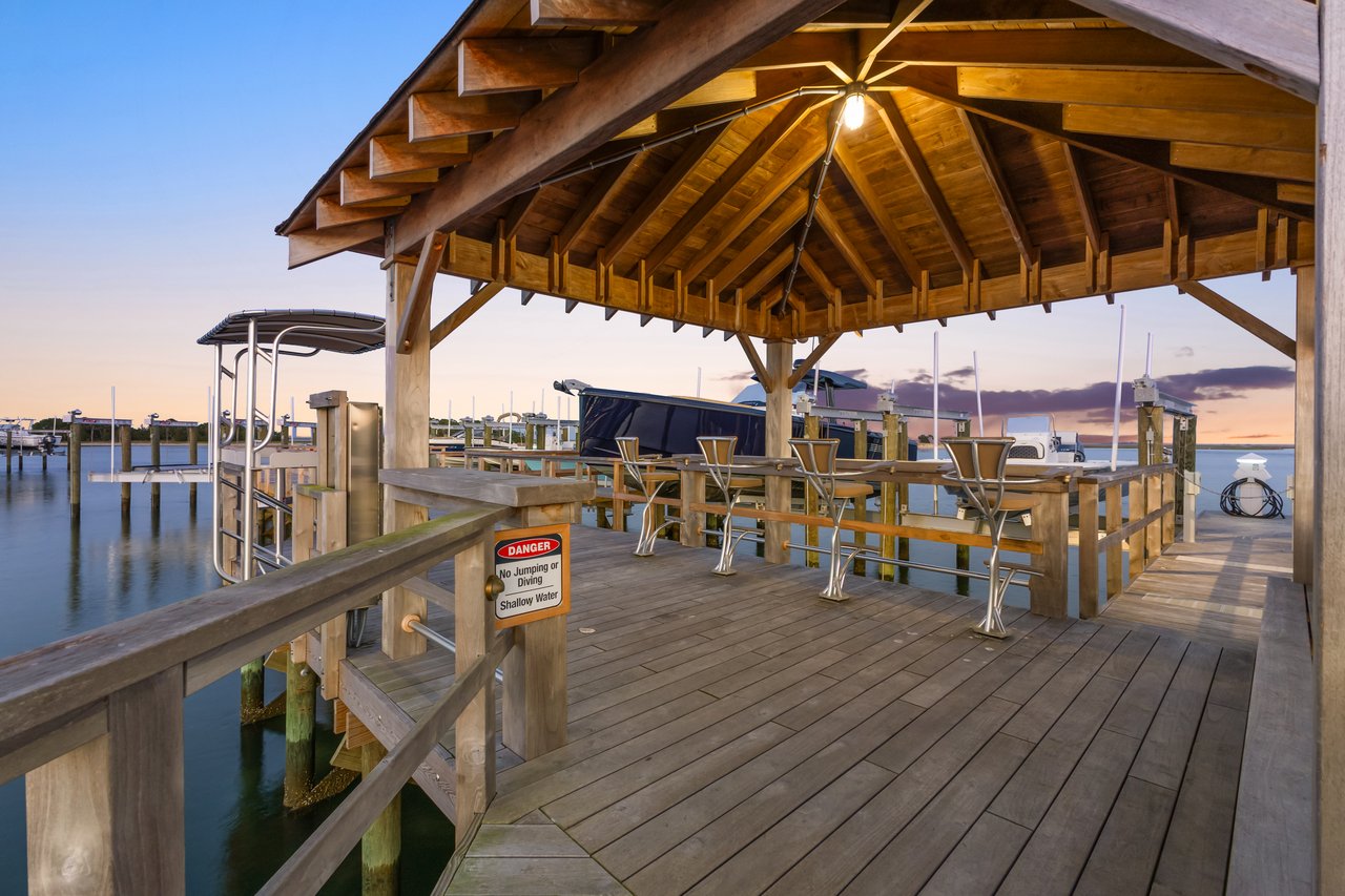 200 & 201 Oyster Bay Lane Lots
